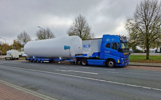 Cryogenic Storage Gas Tank Transport