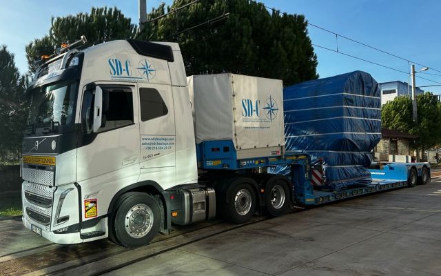 Cnc Machine Transport
