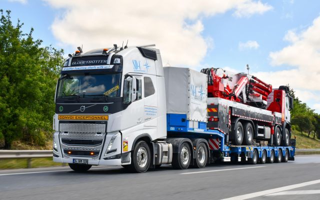 Crane Part Transport