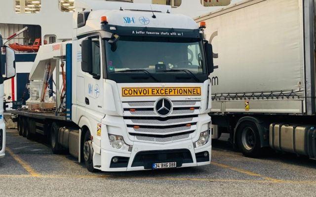 Crane Boom Section Transport