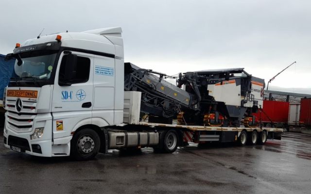 Asphalt Milling Machine Transport